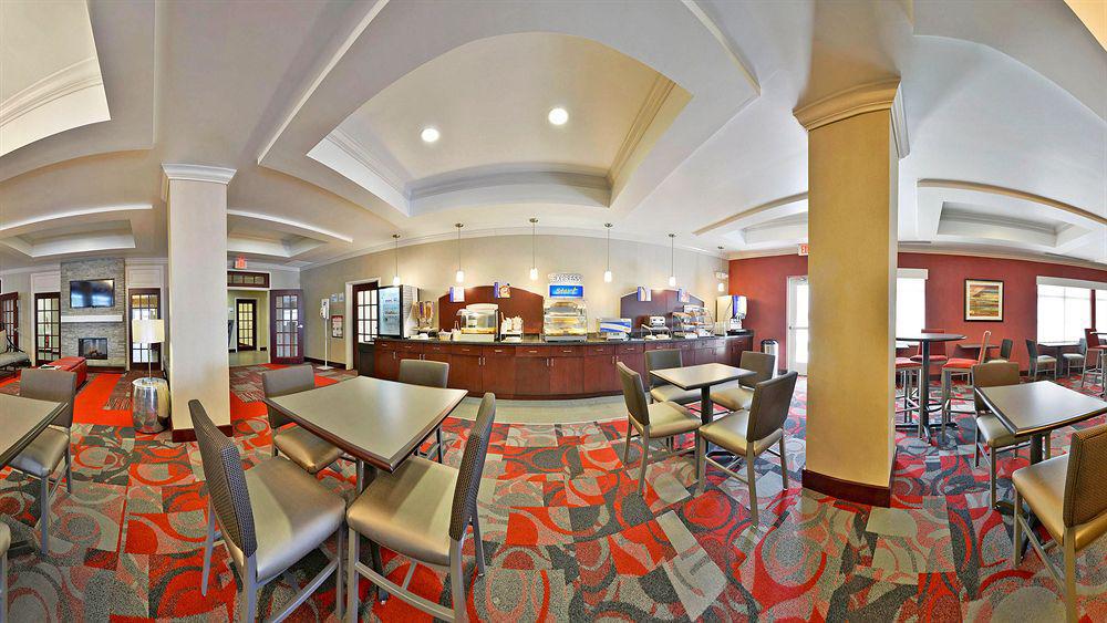 Holiday Inn Express Hotel & Suites Detroit-Utica By Ihg Buitenkant foto