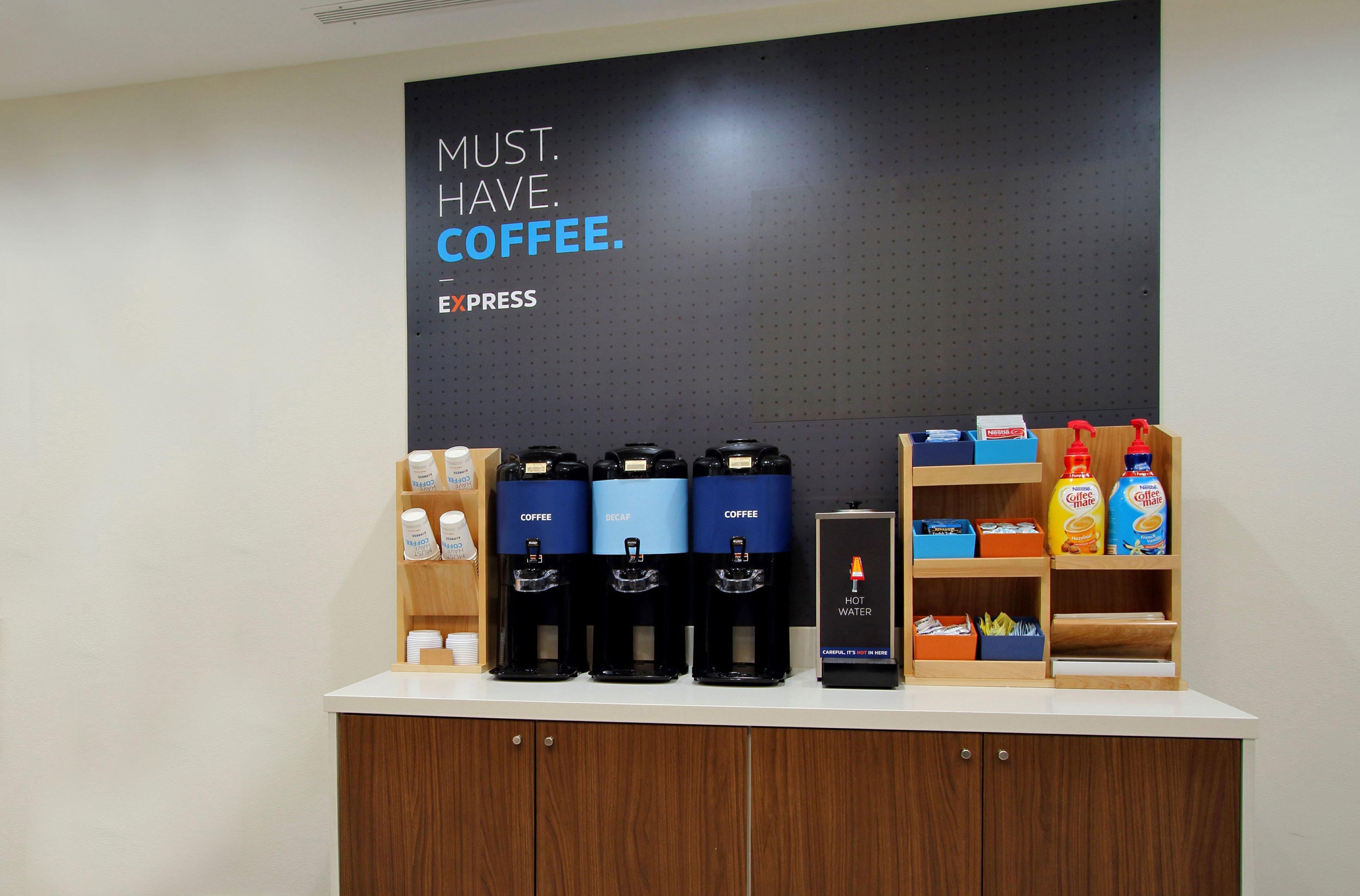 Holiday Inn Express Hotel & Suites Detroit-Utica By Ihg Buitenkant foto