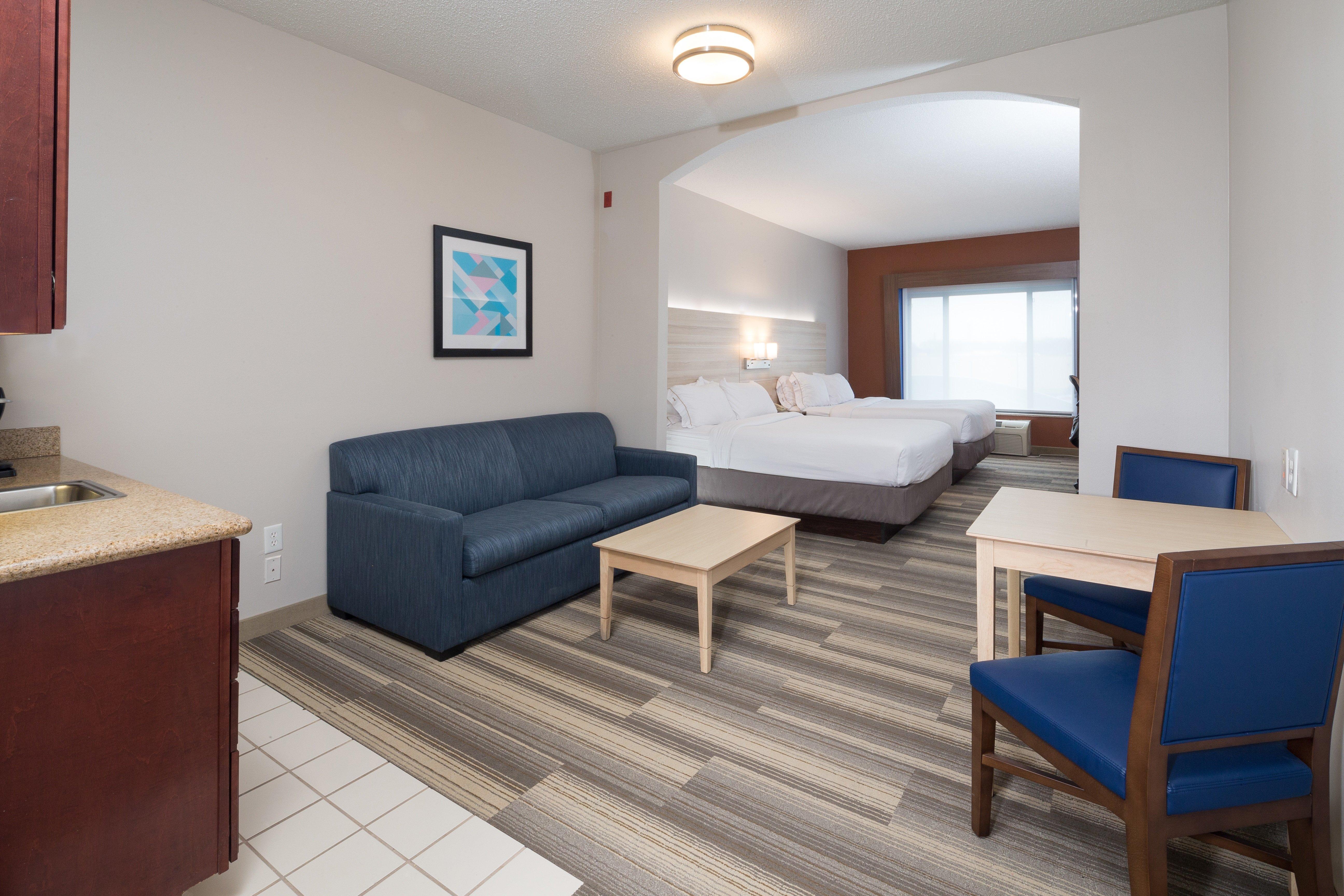 Holiday Inn Express Hotel & Suites Detroit-Utica By Ihg Buitenkant foto