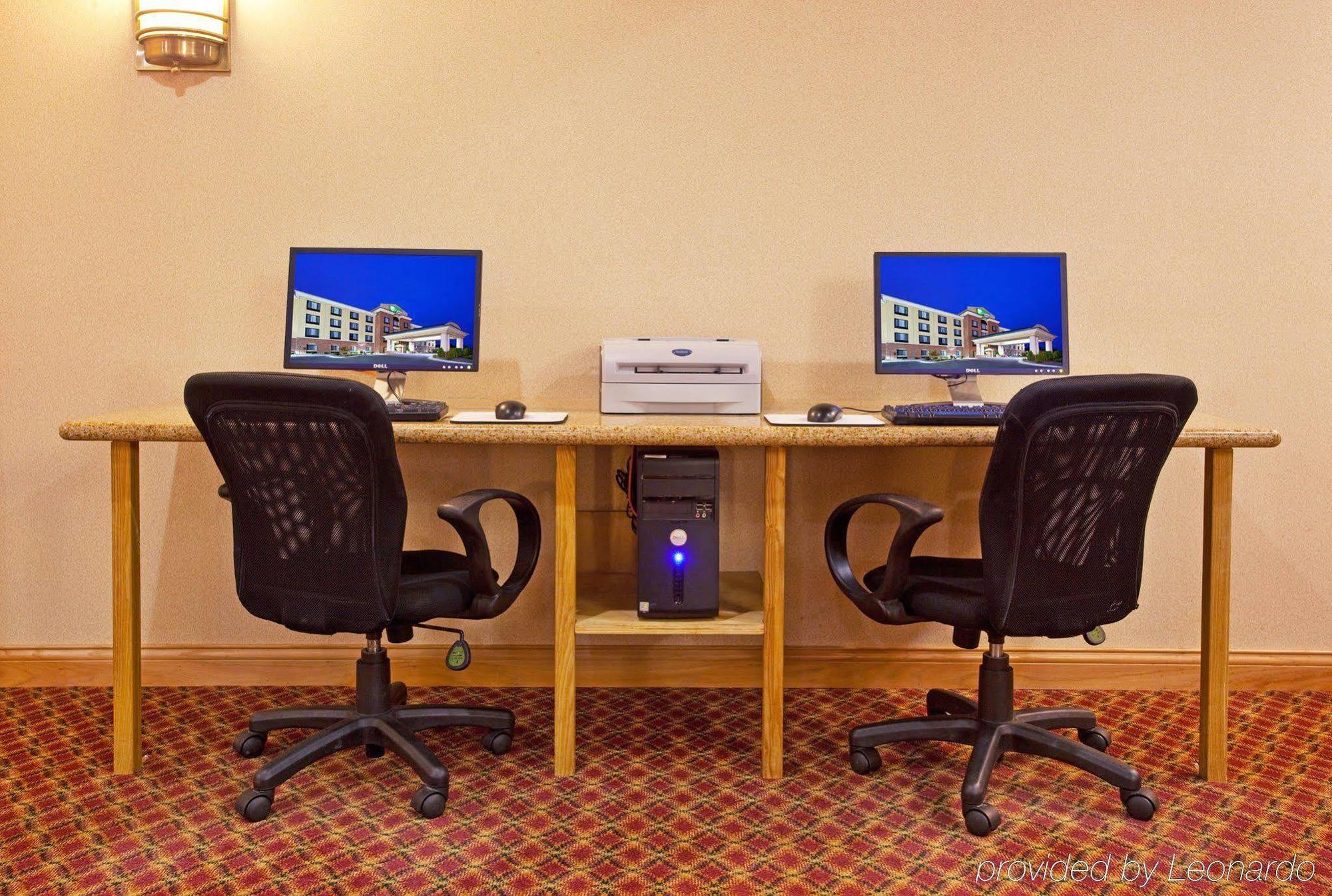 Holiday Inn Express Hotel & Suites Detroit-Utica By Ihg Faciliteiten foto